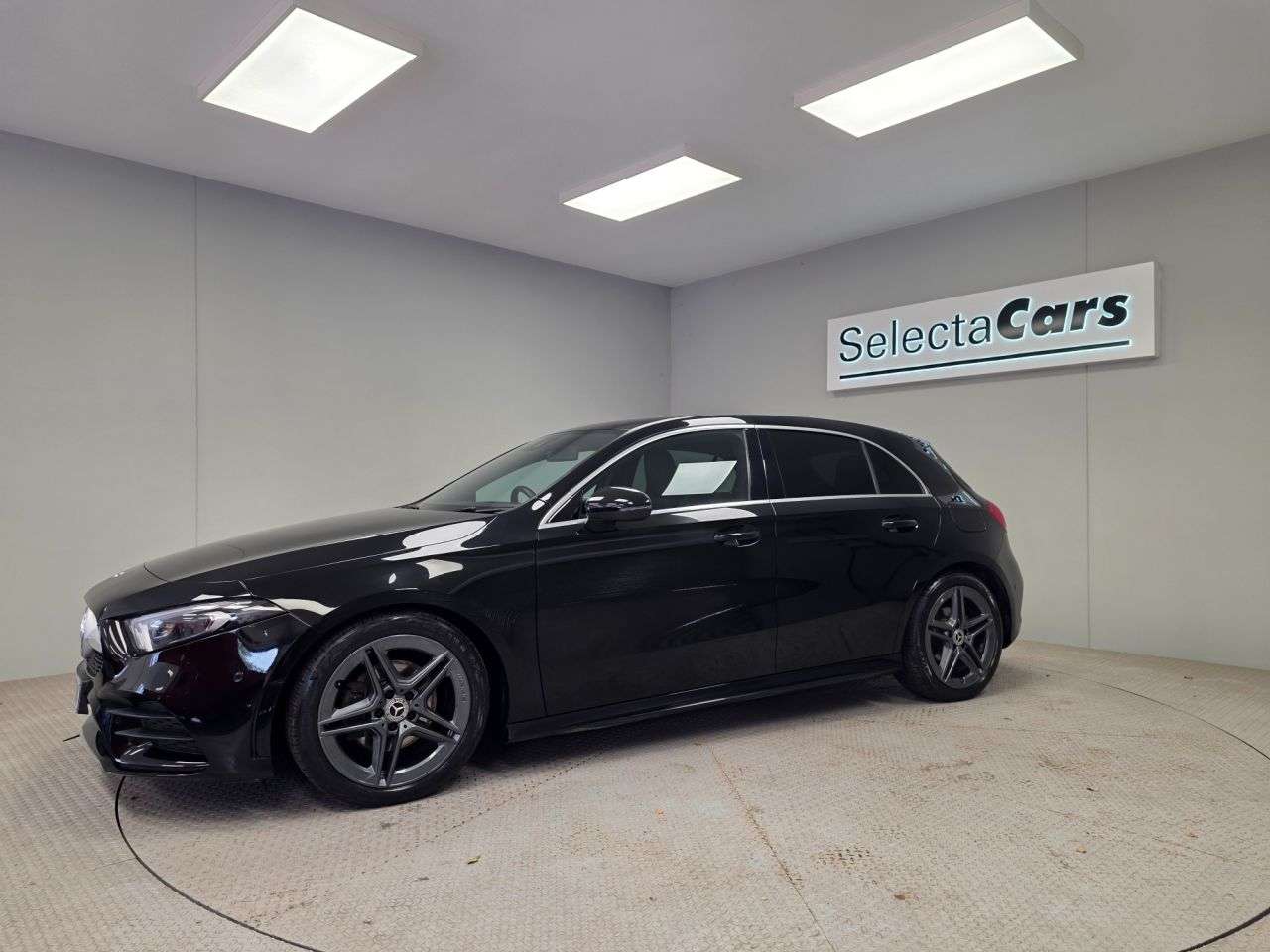2021 MERCEDES-BENZ A CLASS 2021 MERCEDES-BENZ A CLASS