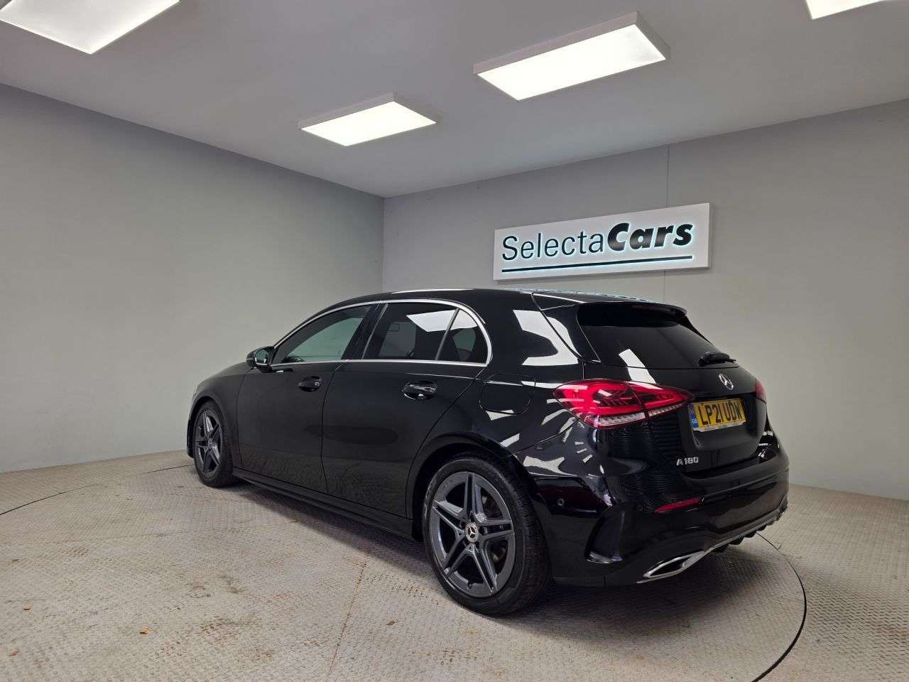 2021 MERCEDES-BENZ A CLASS 2021 MERCEDES-BENZ A CLASS