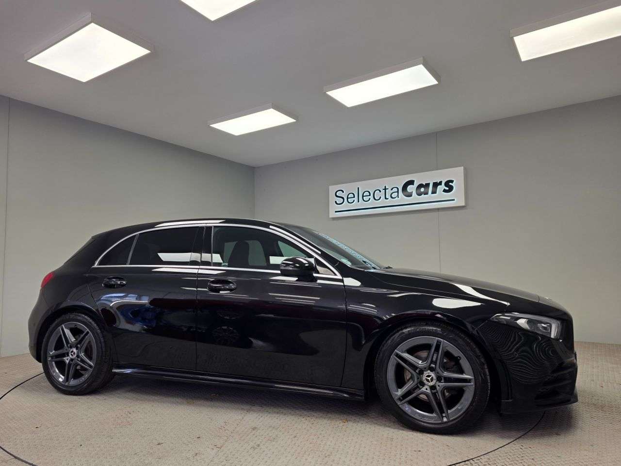 A 2021 MERCEDES-BENZ A CLASS 1.3 A180 AMG Line (Executive) Hatchback 5dr Petrol 7G-DCT Euro 6 (s/s) (136 A 2021 MERCEDES-BENZ A CLASS 1.3 A180 AMG Line (Executive) Hatchback 5dr Petrol 7G-DCT Euro 6 (s/s) (136