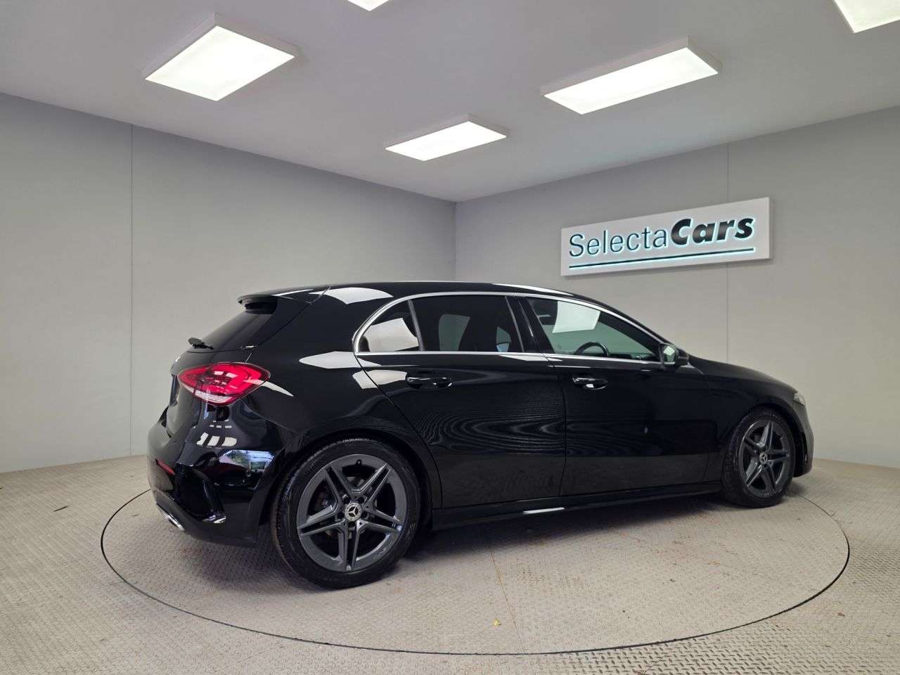 2021 MERCEDES-BENZ A CLASS 2021 MERCEDES-BENZ A CLASS