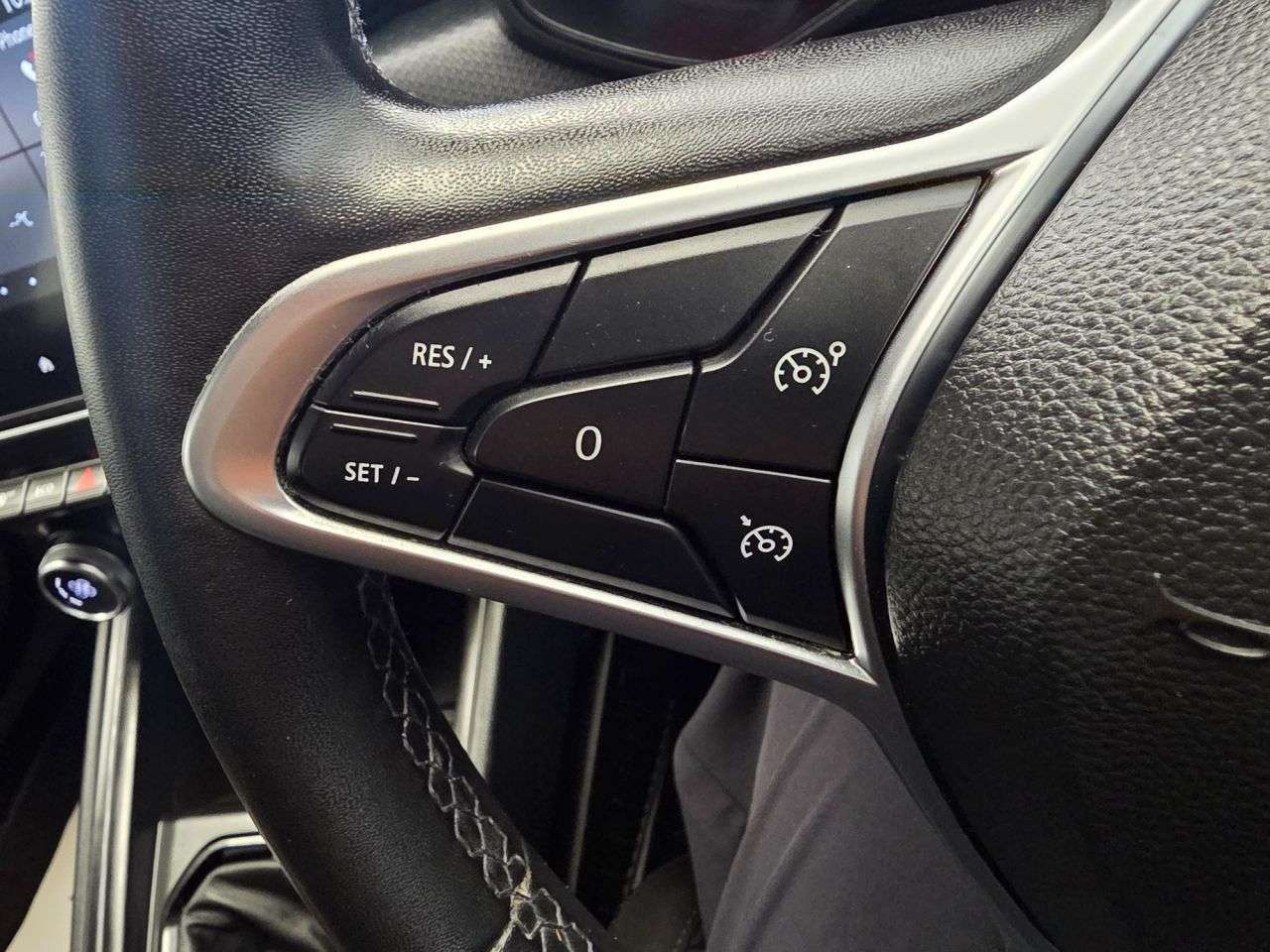 2022 RENAULT CLIO 2022 RENAULT CLIO