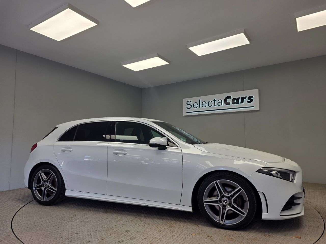 A 2020 MERCEDES-BENZ A CLASS 1.3 A200 AMG Line Hatchback 5dr Petrol 7G-DCT Euro 6 (s/s) (163 ps) A 2020 MERCEDES-BENZ A CLASS 1.3 A200 AMG Line Hatchback 5dr Petrol 7G-DCT Euro 6 (s/s) (163 ps)