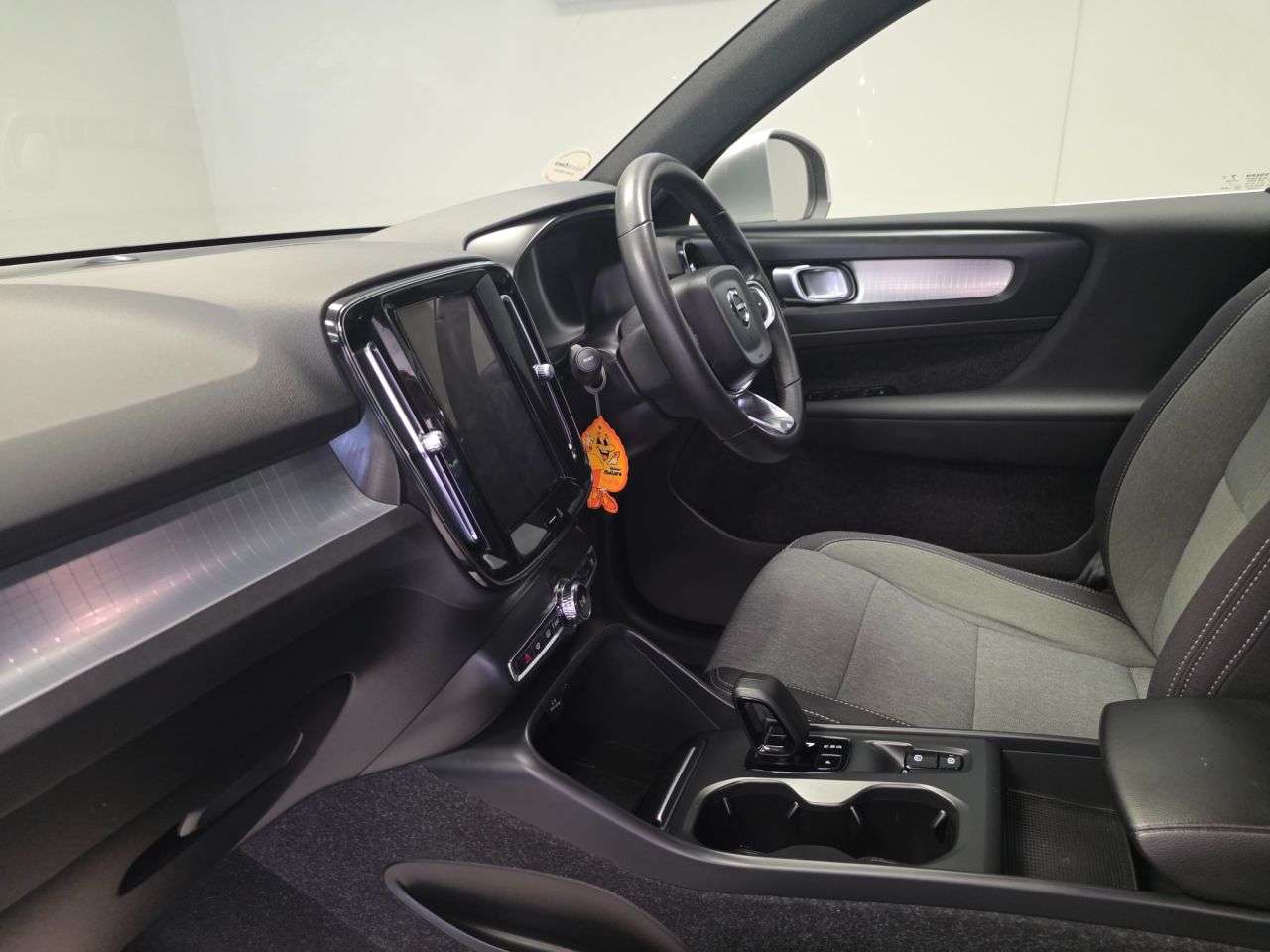 2022 VOLVO XC40 2022 VOLVO XC40
