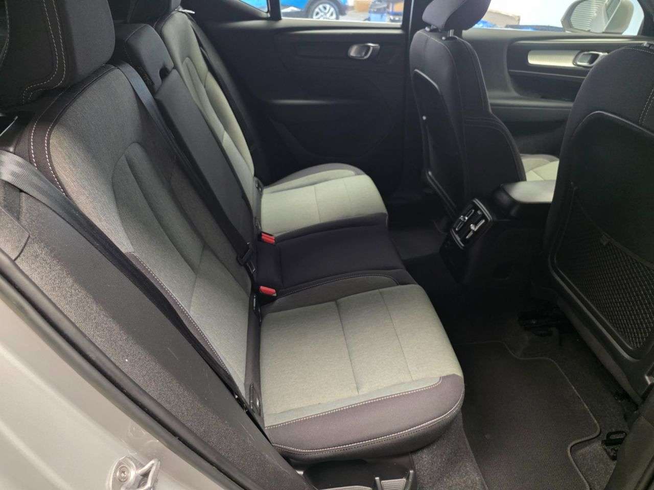 2022 VOLVO XC40 2022 VOLVO XC40