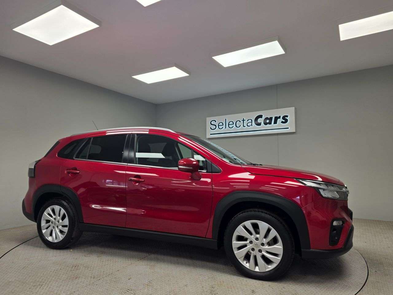 A 2023 SUZUKI S-CROSS 1.4 Boosterjet MHEV Motion SUV 5dr Petrol Hybrid Manual Euro 6 (s/s) (129 p A 2023 SUZUKI S-CROSS 1.4 Boosterjet MHEV Motion SUV 5dr Petrol Hybrid Manual Euro 6 (s/s) (129 p
