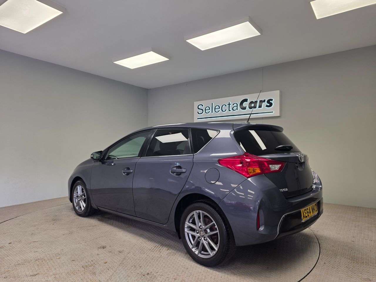 2015 TOYOTA AURIS 2015 TOYOTA AURIS