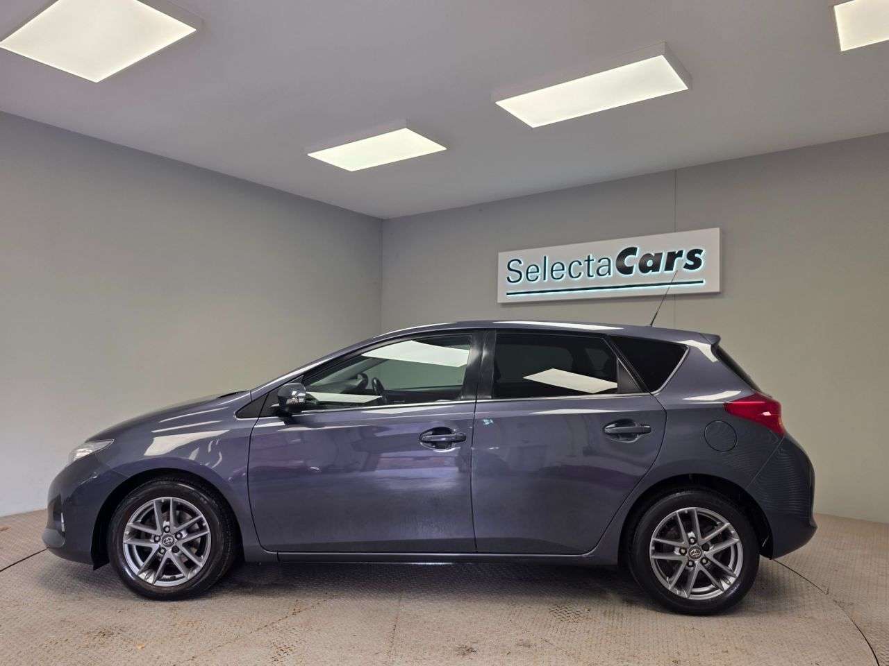 2015 TOYOTA AURIS 2015 TOYOTA AURIS