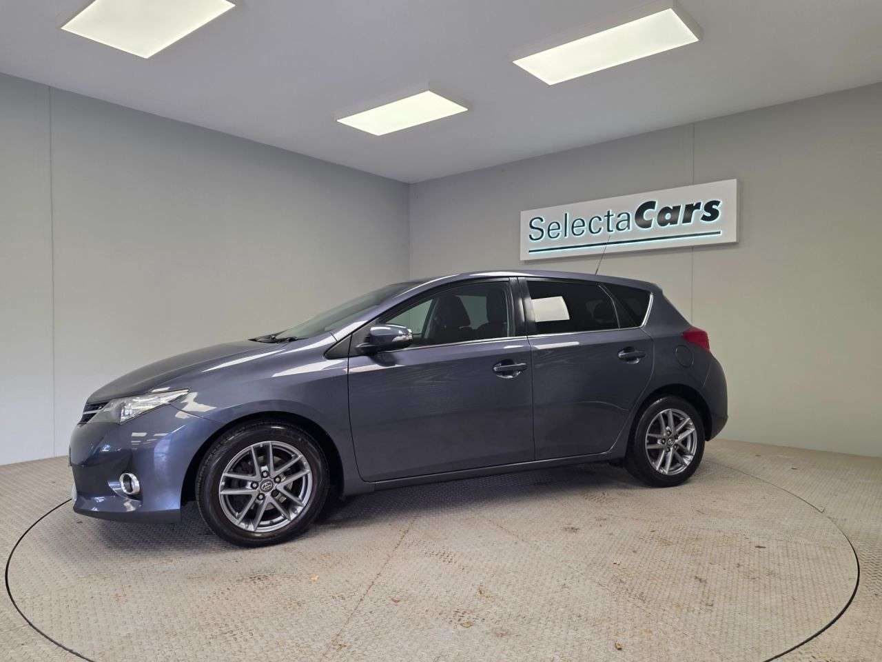 2015 TOYOTA AURIS 2015 TOYOTA AURIS