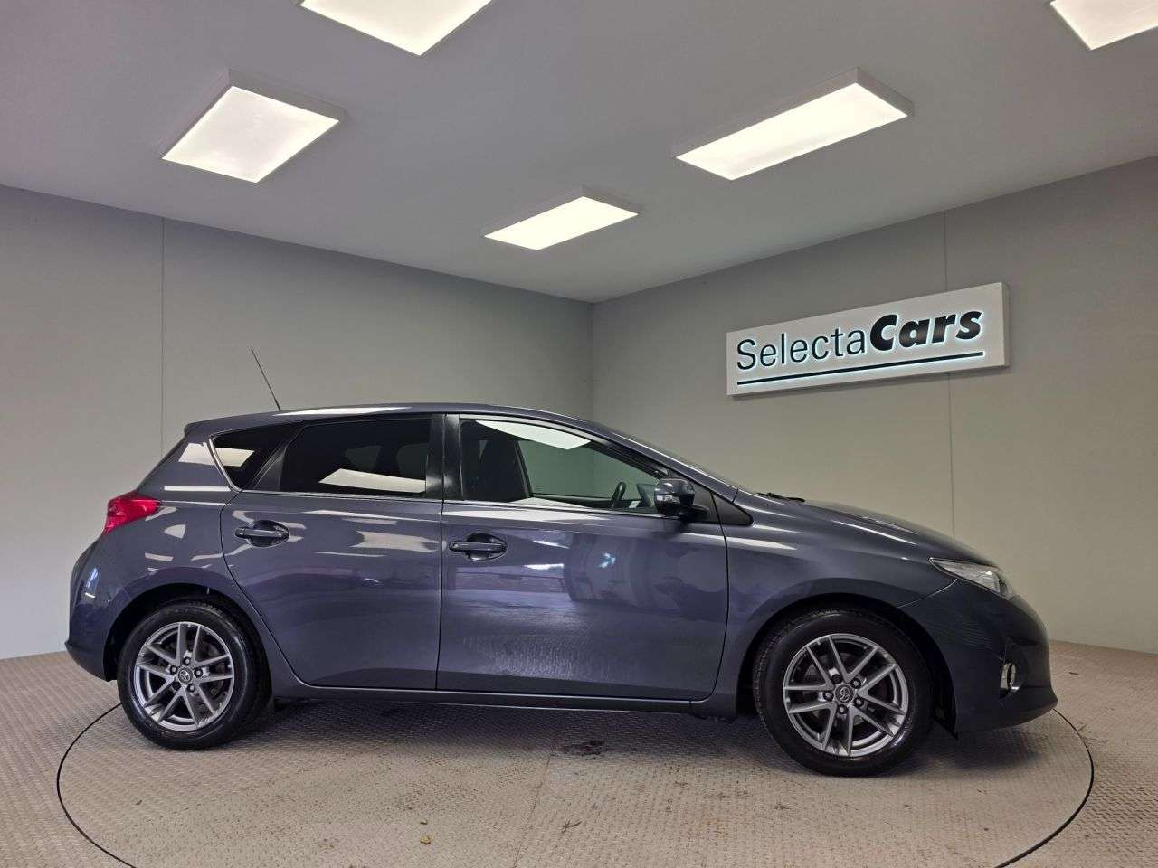 2015 TOYOTA AURIS 2015 TOYOTA AURIS
