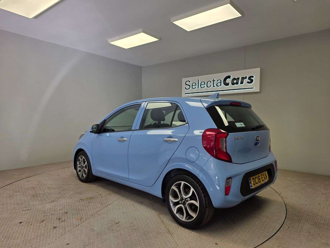 A 2018 KIA PICANTO 1.25 3 Hatchback 5dr Petrol Auto Euro 6 (83 bhp) A 2018 KIA PICANTO 1.25 3 Hatchback 5dr Petrol Auto Euro 6 (83 bhp)