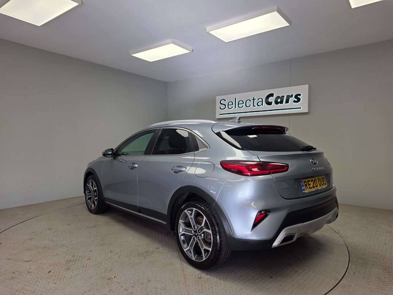 2020 KIA XCEED 2020 KIA XCEED