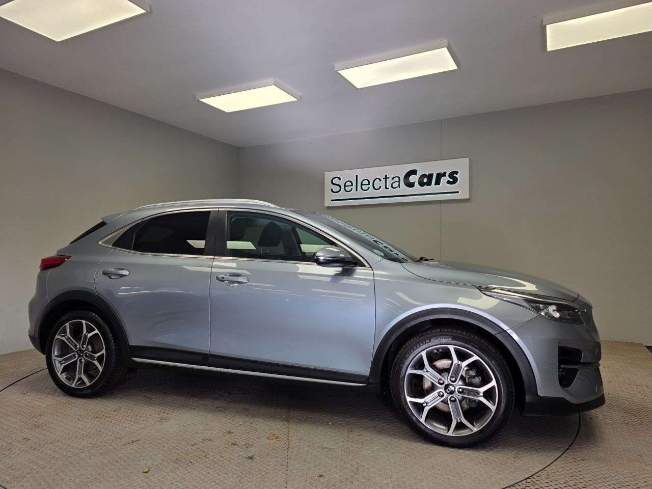 2020 KIA XCEED 2020 KIA XCEED
