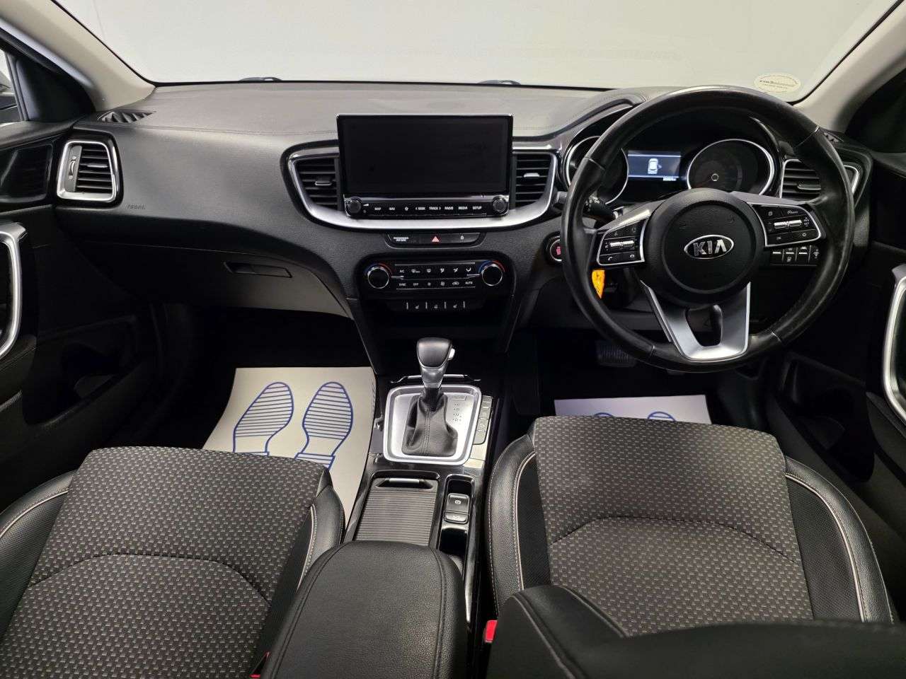 2020 KIA XCEED 2020 KIA XCEED