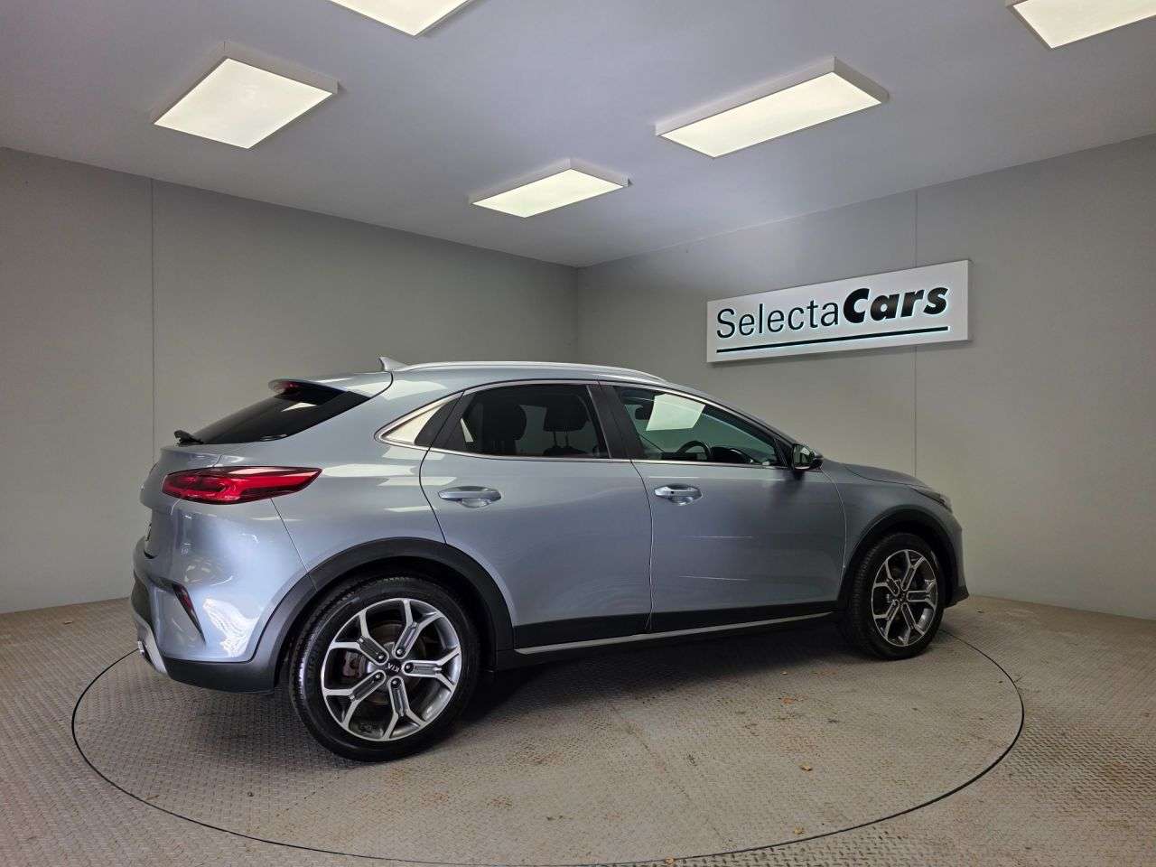 2020 KIA XCEED 2020 KIA XCEED