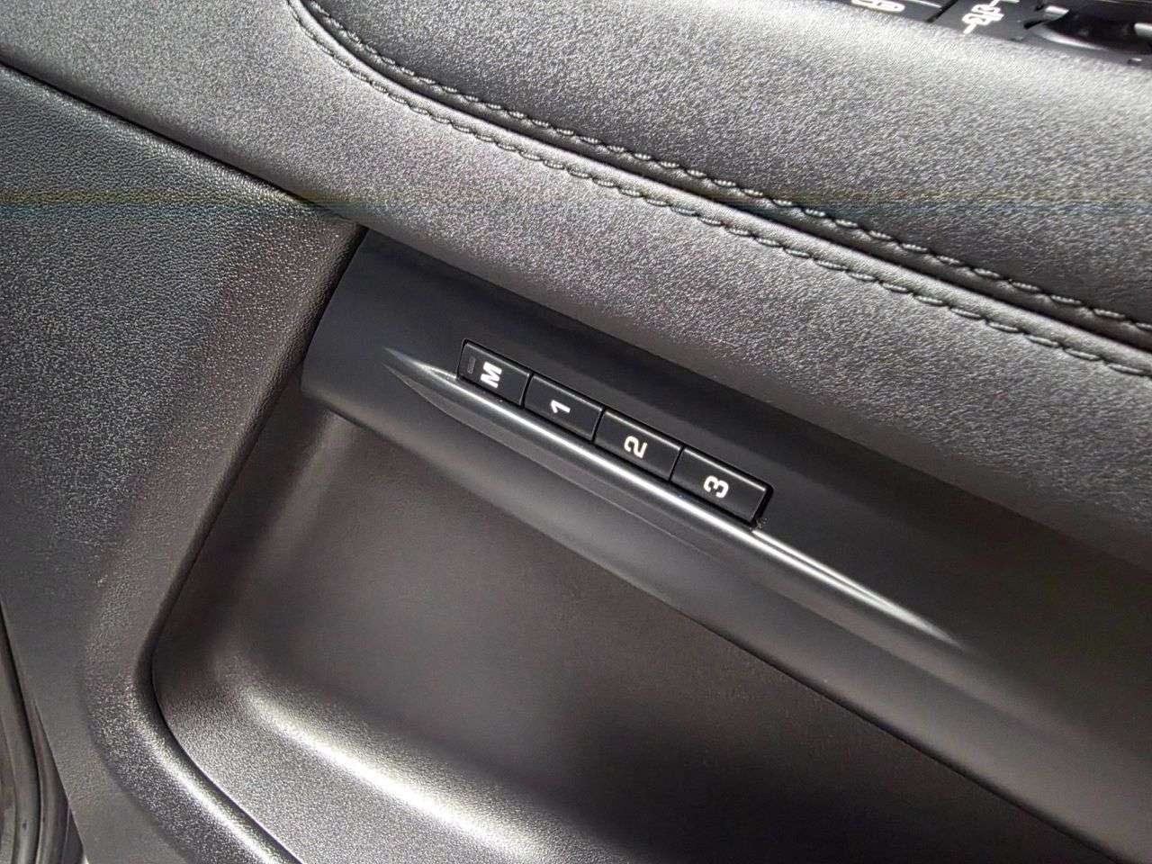 2020 LAND ROVER RANGE ROVER EVOQUE 2020 LAND ROVER RANGE ROVER EVOQUE