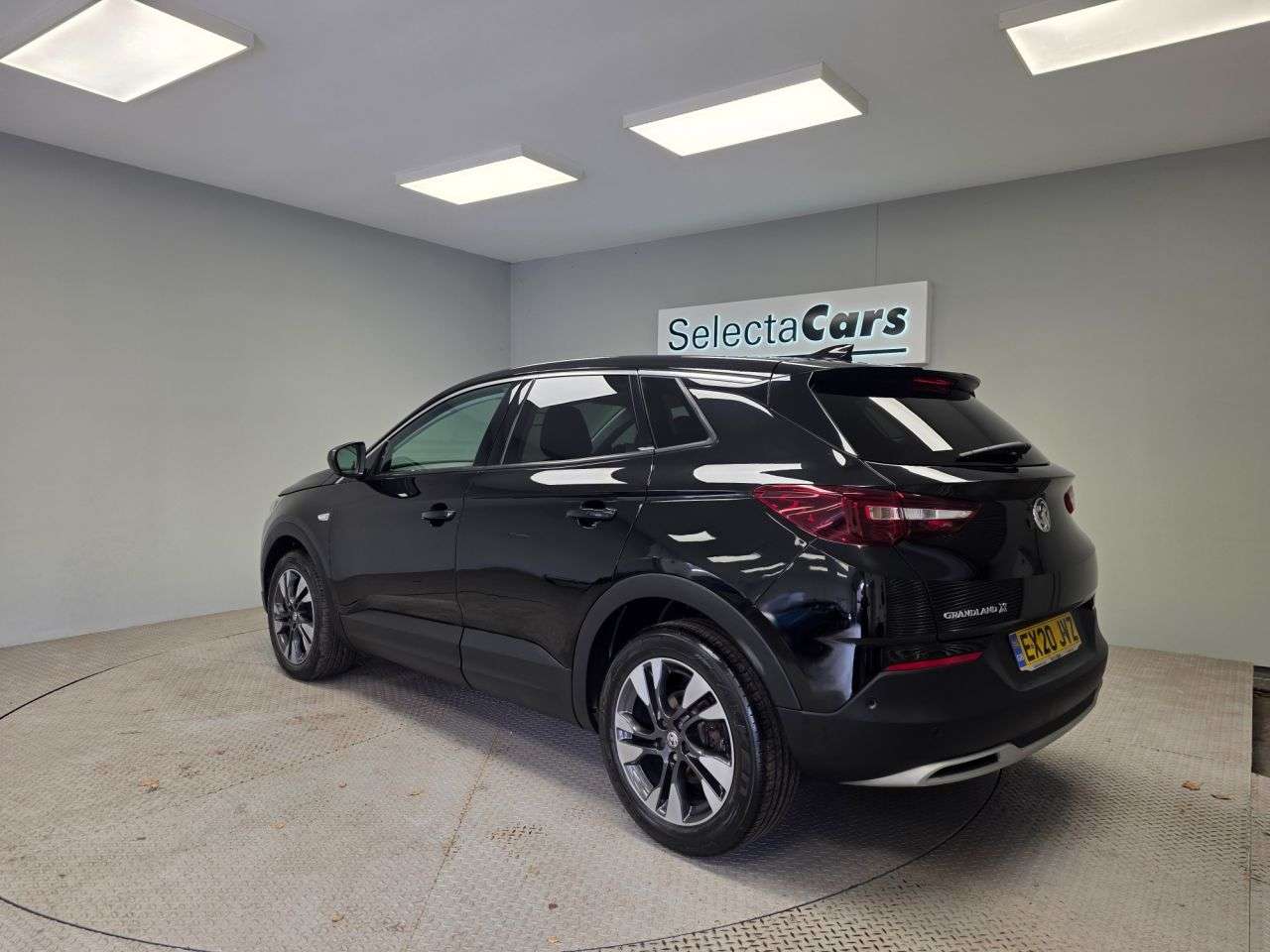 A 2020 VAUXHALL GRANDLAND X 1.2 Turbo Griffin SUV 5dr Petrol Auto Euro 6 (s/s) (130 ps) A 2020 VAUXHALL GRANDLAND X 1.2 Turbo Griffin SUV 5dr Petrol Auto Euro 6 (s/s) (130 ps)