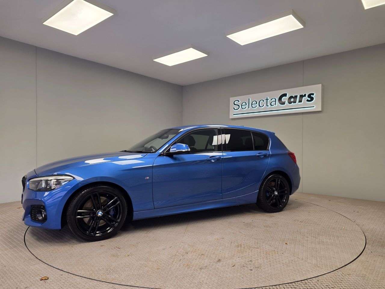 2019 BMW 1 SERIES 2019 BMW 1 SERIES