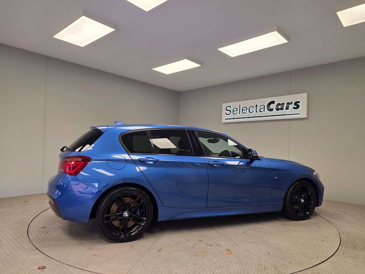 2019 BMW 1 SERIES 2019 BMW 1 SERIES