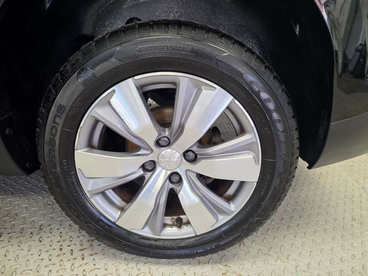 2016 PEUGEOT 2008 2016 PEUGEOT 2008