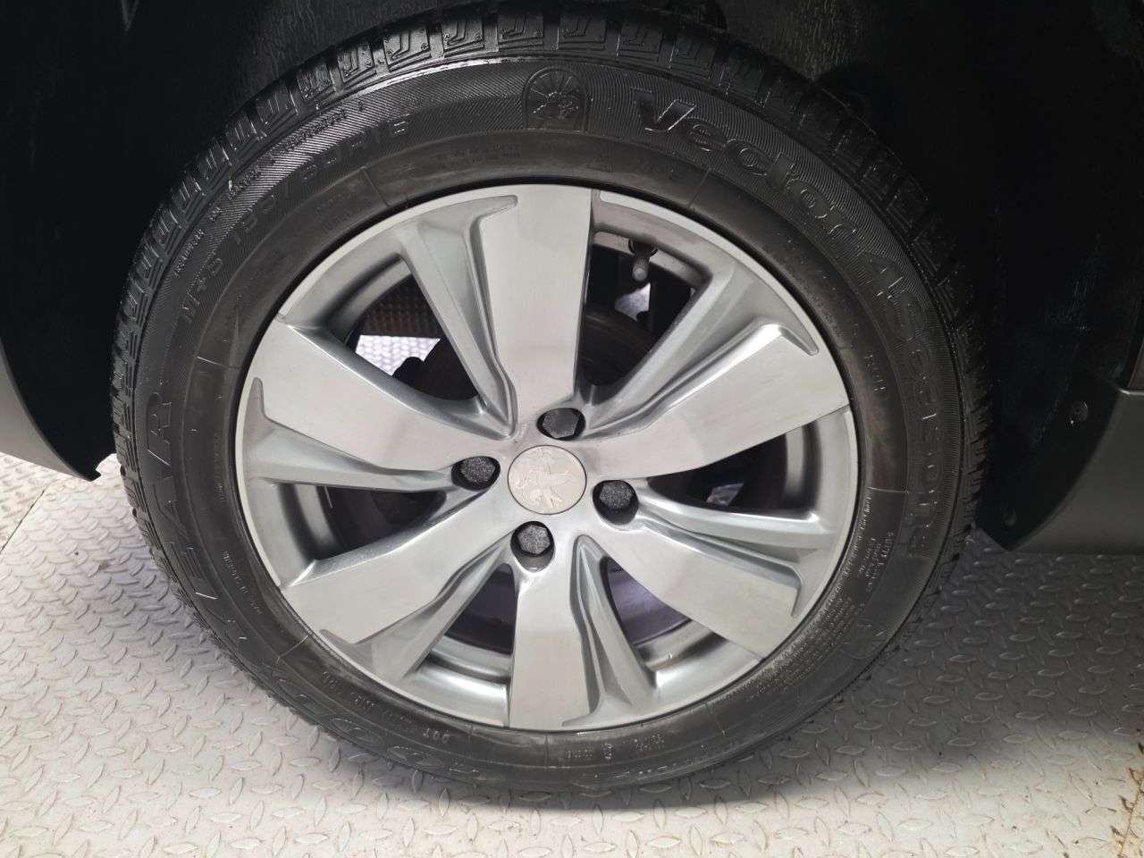 2016 PEUGEOT 2008 2016 PEUGEOT 2008