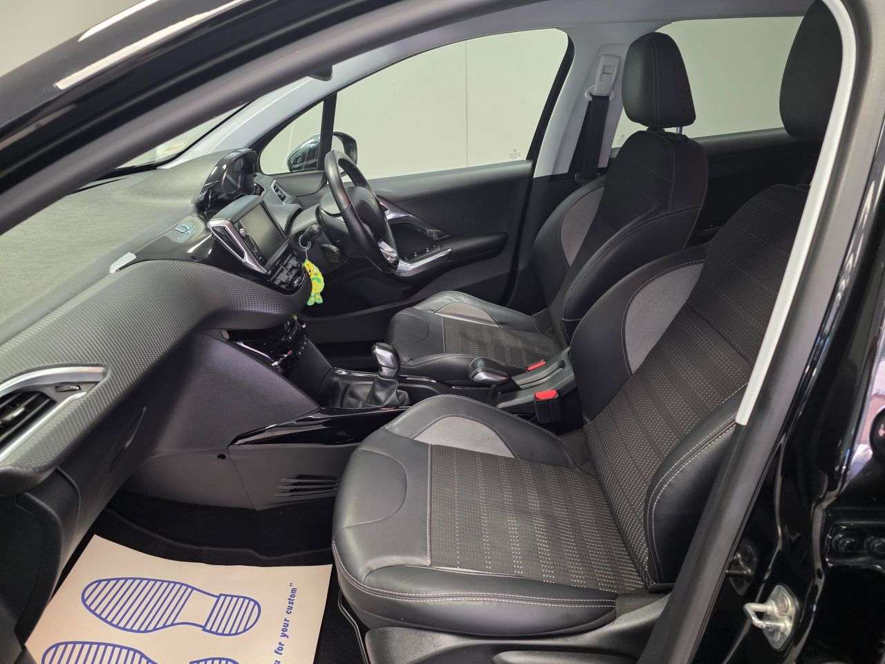 2016 PEUGEOT 2008 2016 PEUGEOT 2008