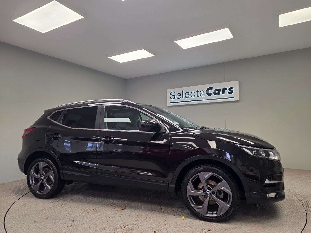 A 2019 NISSAN QASHQAI 1.3 DIG-T Tekna SUV 5dr Petrol Manual Euro 6 (s/s) (140 ps) A 2019 NISSAN QASHQAI 1.3 DIG-T Tekna SUV 5dr Petrol Manual Euro 6 (s/s) (140 ps)