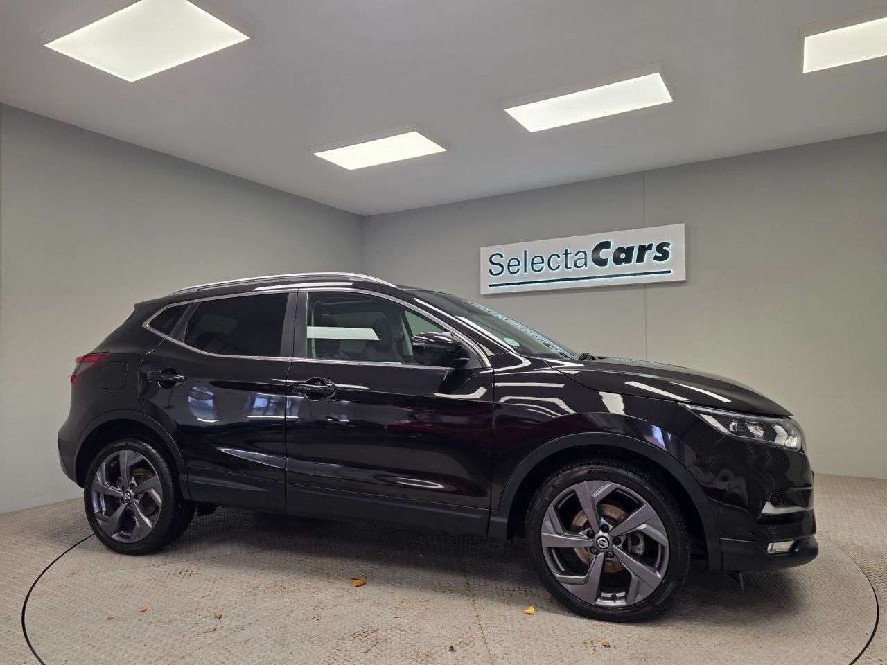 A 2019 NISSAN QASHQAI 1.3 DIG-T Tekna SUV 5dr Petrol Manual Euro 6 (s/s) (140 ps) A 2019 NISSAN QASHQAI 1.3 DIG-T Tekna SUV 5dr Petrol Manual Euro 6 (s/s) (140 ps)