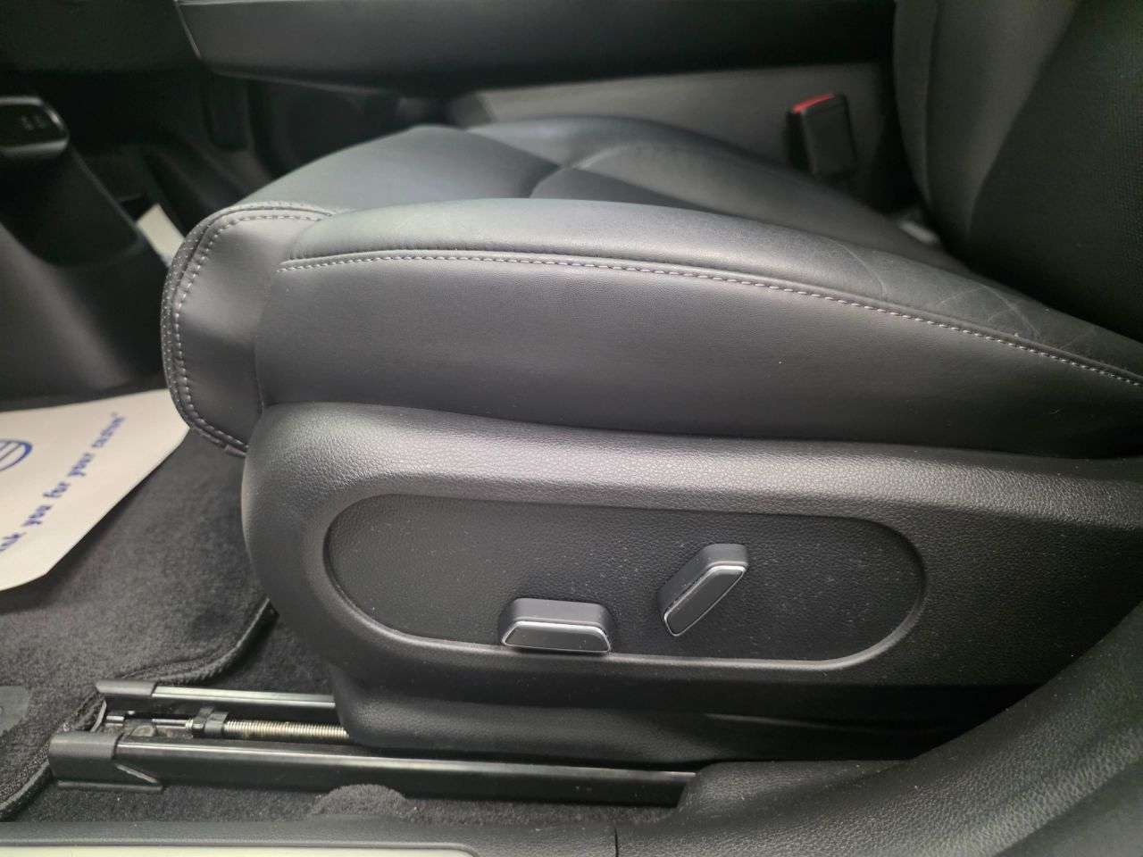 2022 GENESIS GV60 2022 GENESIS GV60