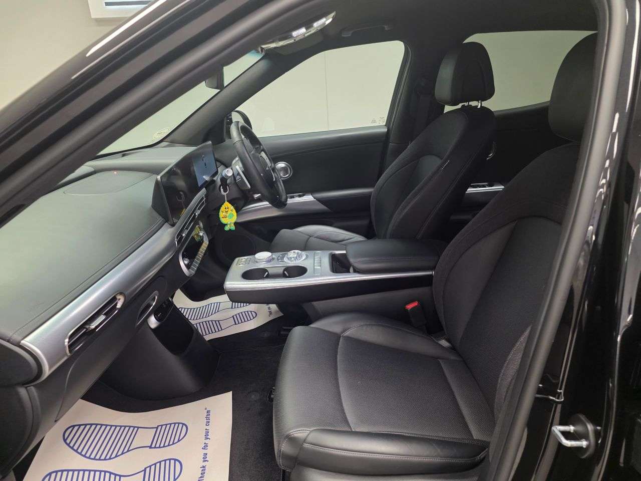 2022 GENESIS GV60 2022 GENESIS GV60