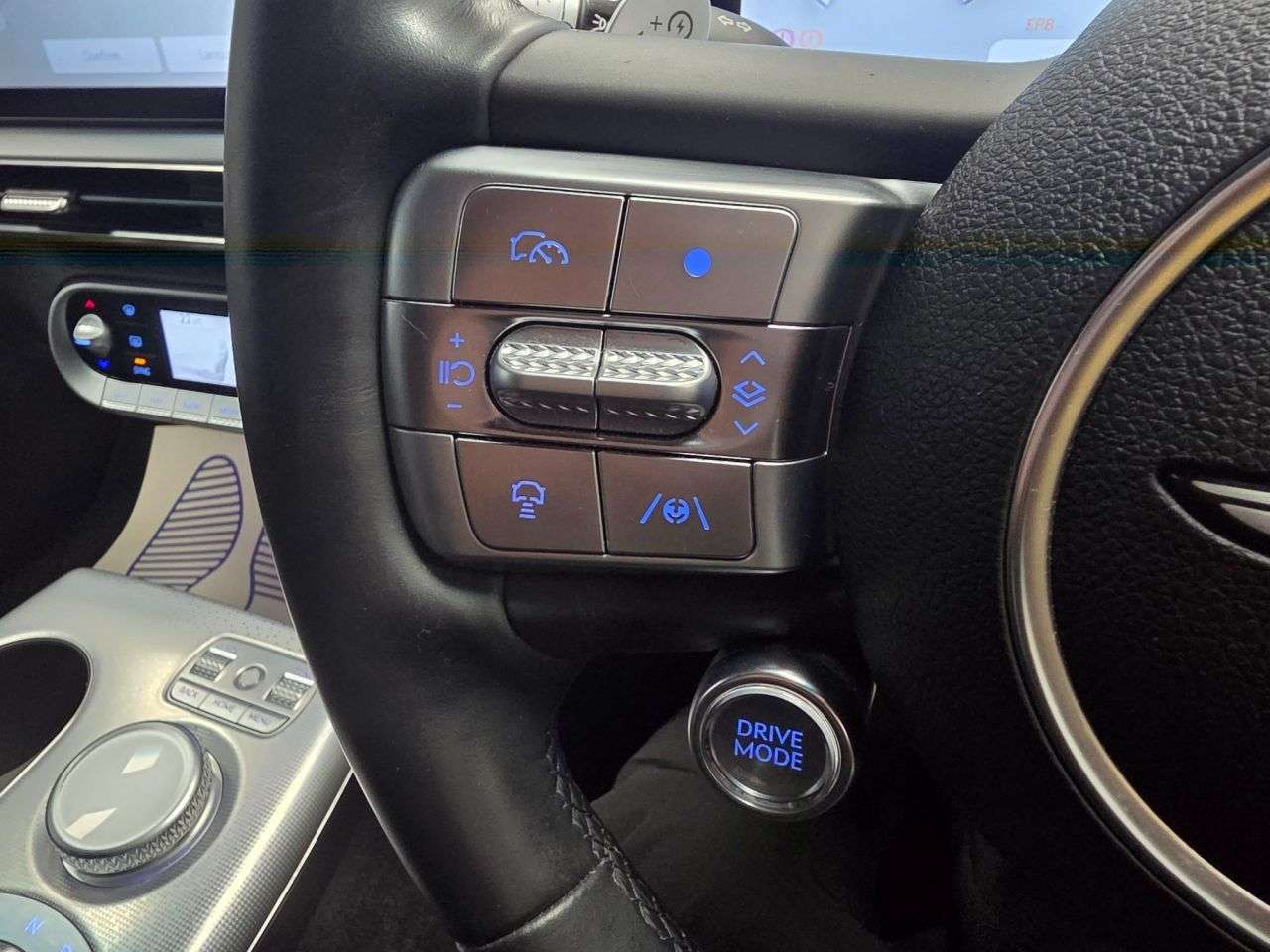 2022 GENESIS GV60 2022 GENESIS GV60