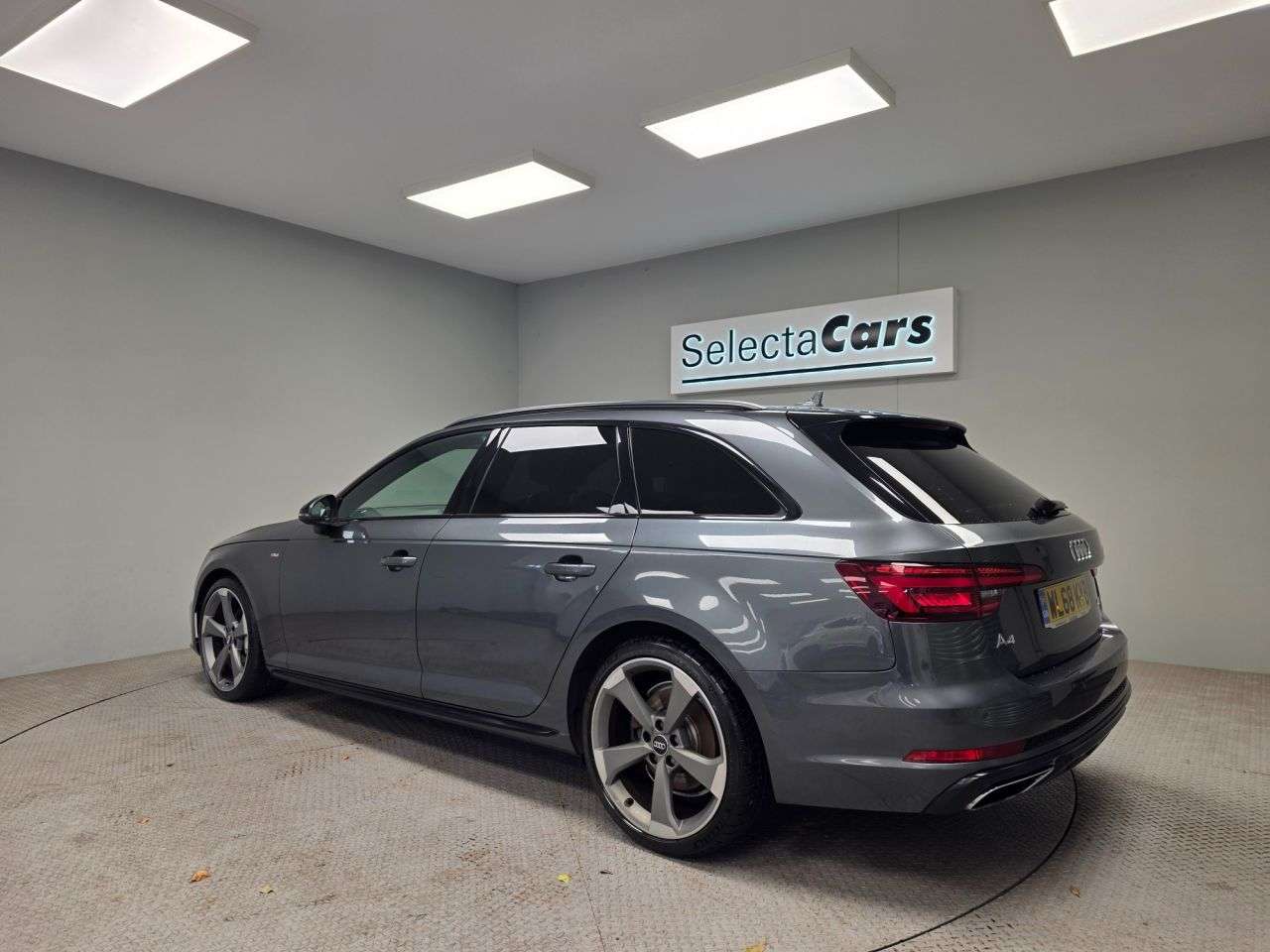 2019 AUDI A4 AVANT 2019 AUDI A4 AVANT