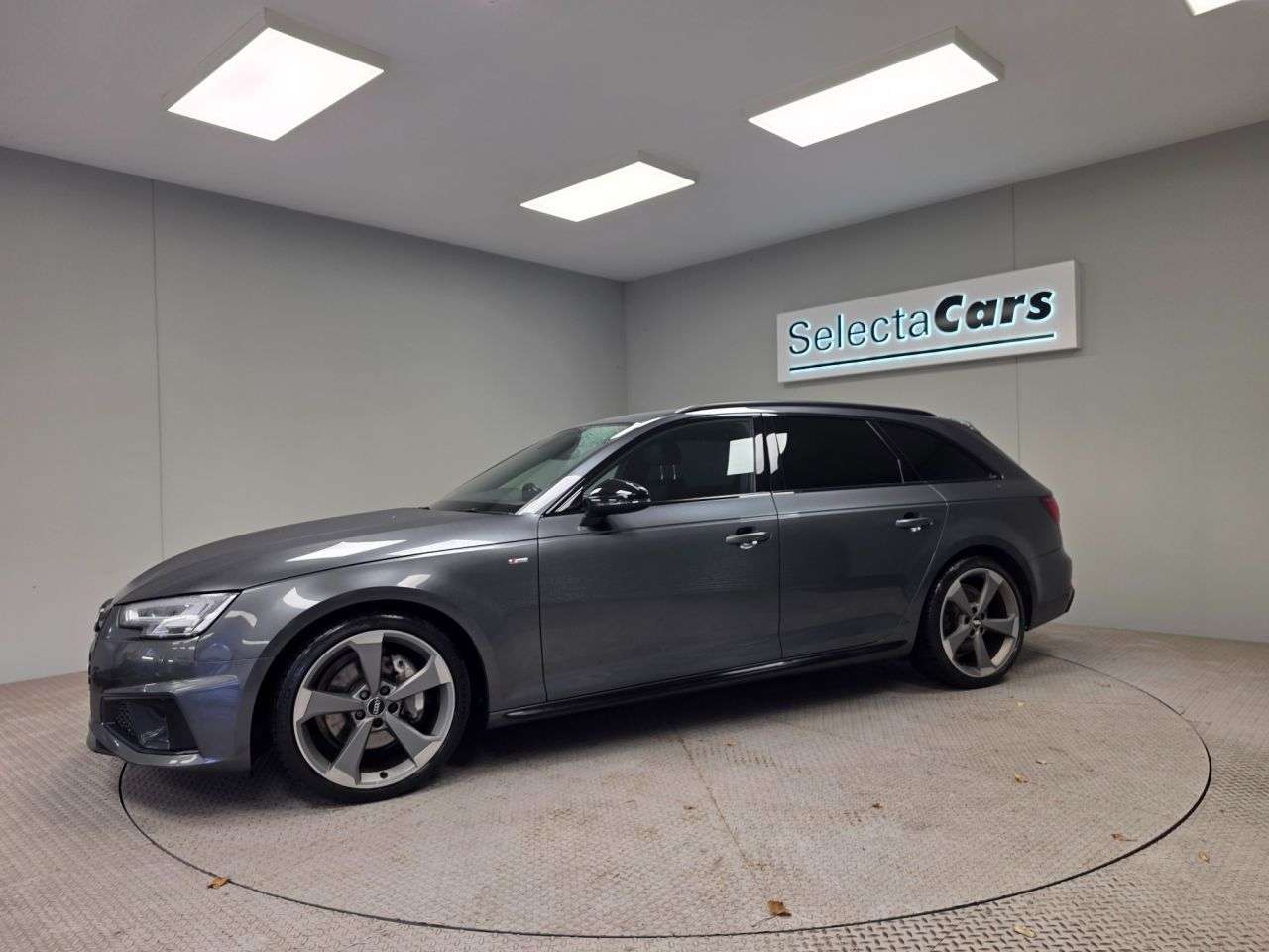 2019 AUDI A4 AVANT 2019 AUDI A4 AVANT