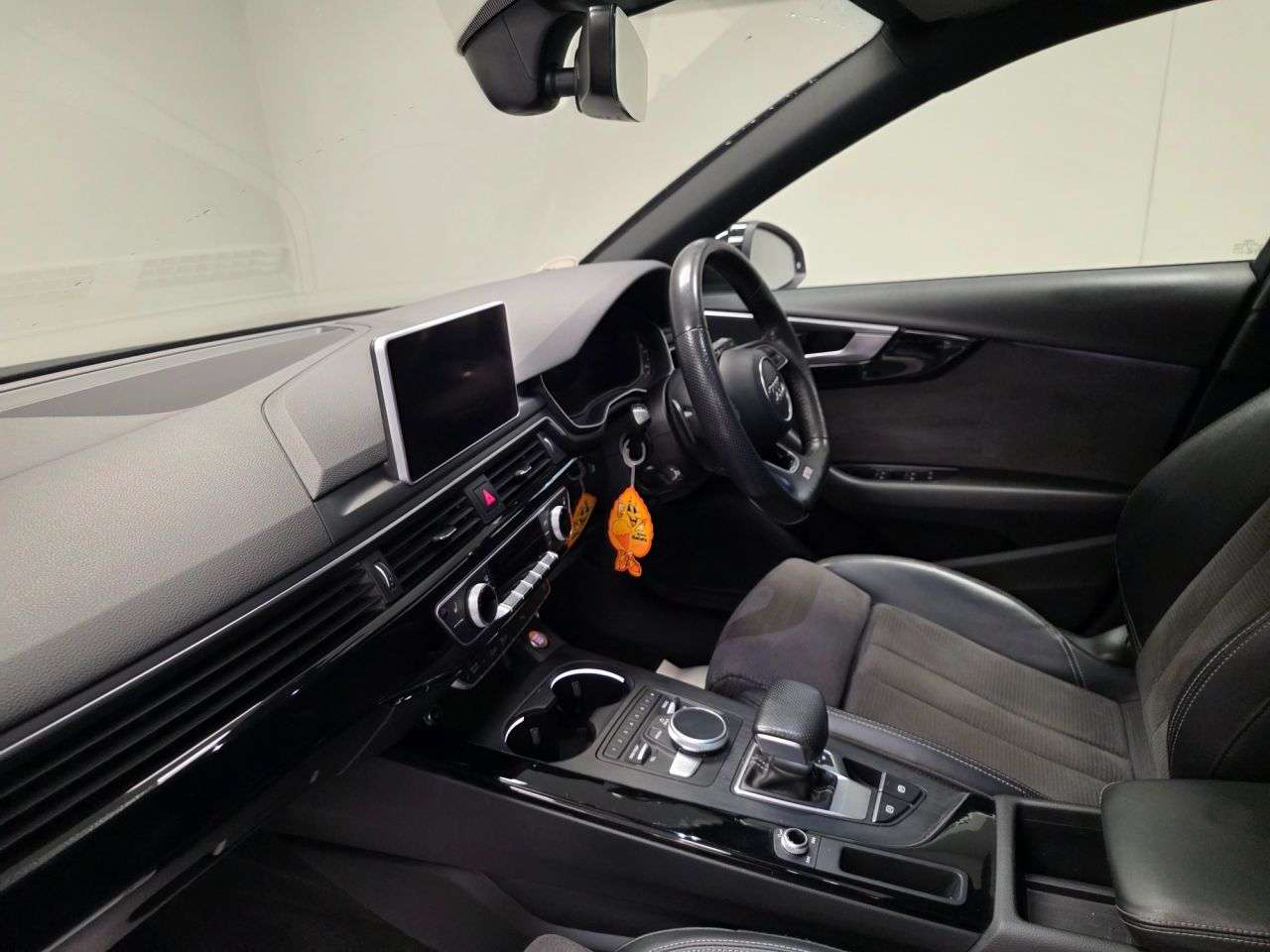 2019 AUDI A4 AVANT 2019 AUDI A4 AVANT
