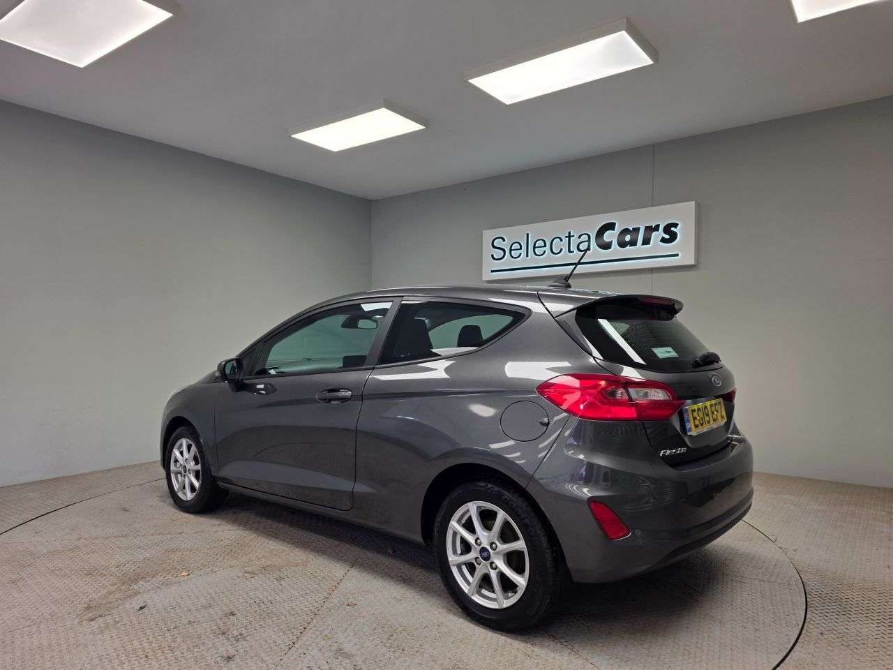A 2019 FORD FIESTA 1.1 Ti-VCT Zetec Hatchback 3dr Petrol Manual Euro 6 (s/s) (85 ps) A 2019 FORD FIESTA 1.1 Ti-VCT Zetec Hatchback 3dr Petrol Manual Euro 6 (s/s) (85 ps)