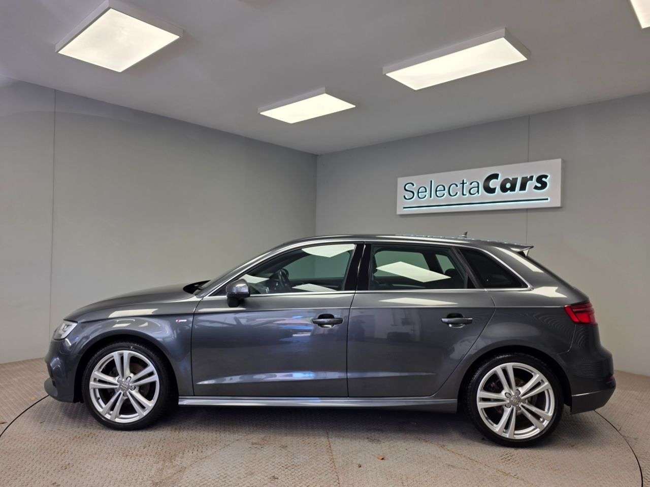 2018 AUDI A3 2018 AUDI A3