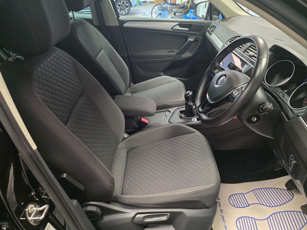2018 VOLKSWAGEN TIGUAN 2018 VOLKSWAGEN TIGUAN