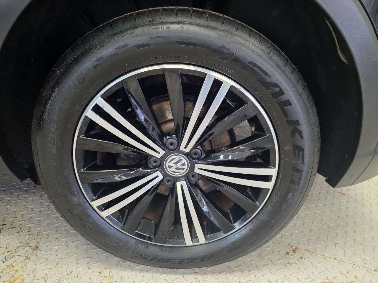 2018 VOLKSWAGEN TIGUAN 2018 VOLKSWAGEN TIGUAN