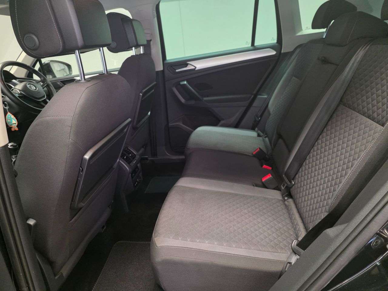 2018 VOLKSWAGEN TIGUAN 2018 VOLKSWAGEN TIGUAN