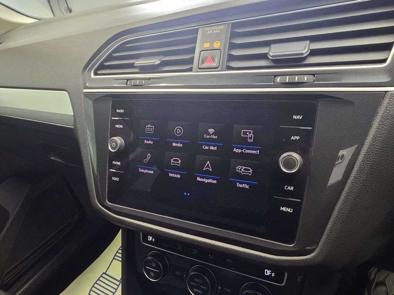 2018 VOLKSWAGEN TIGUAN 2018 VOLKSWAGEN TIGUAN