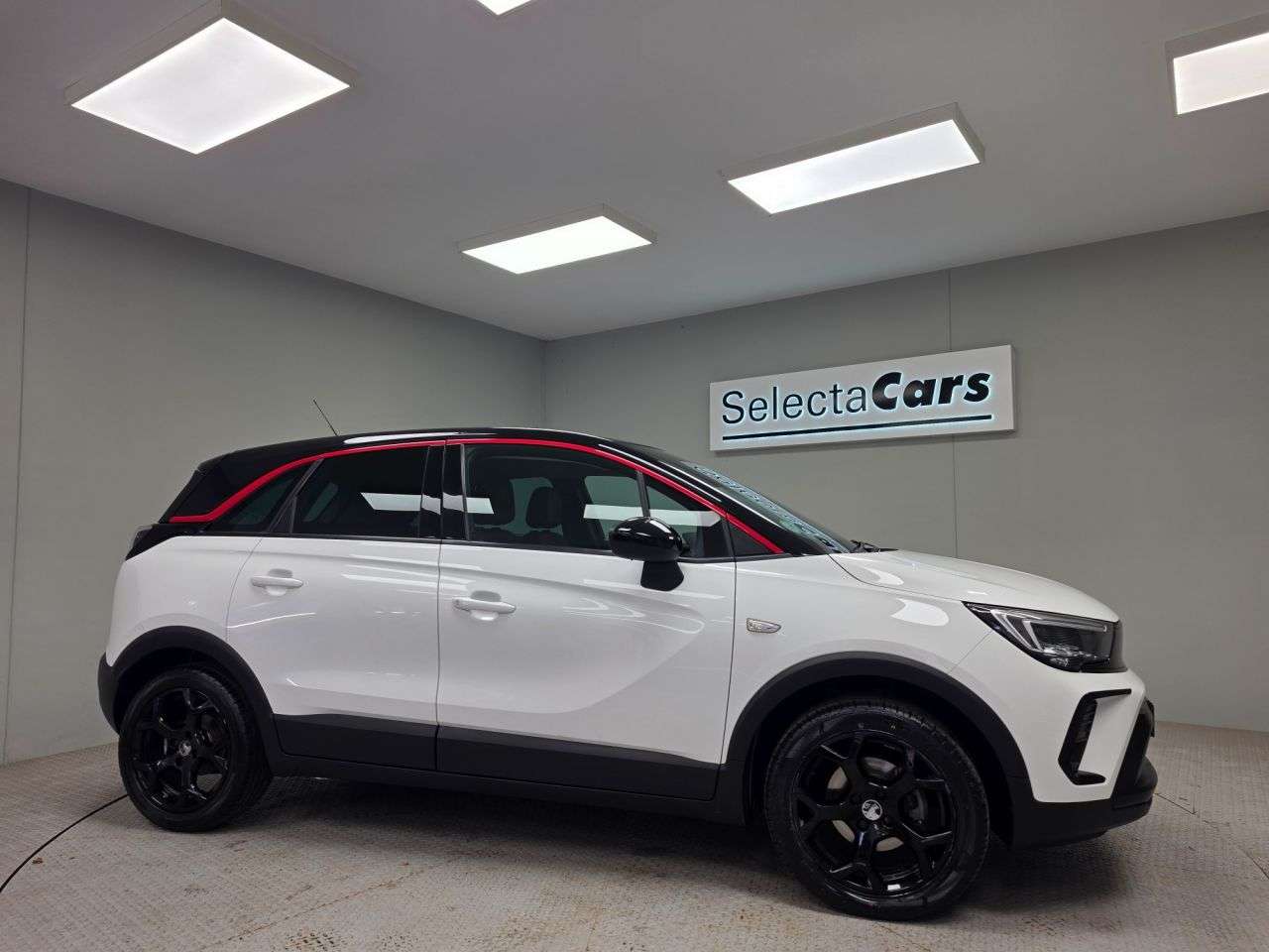 A 2022 VAUXHALL CROSSLAND 1.2 Turbo GS Line SUV 5dr Petrol Auto Euro 6 (s/s) (130 ps) A 2022 VAUXHALL CROSSLAND 1.2 Turbo GS Line SUV 5dr Petrol Auto Euro 6 (s/s) (130 ps)