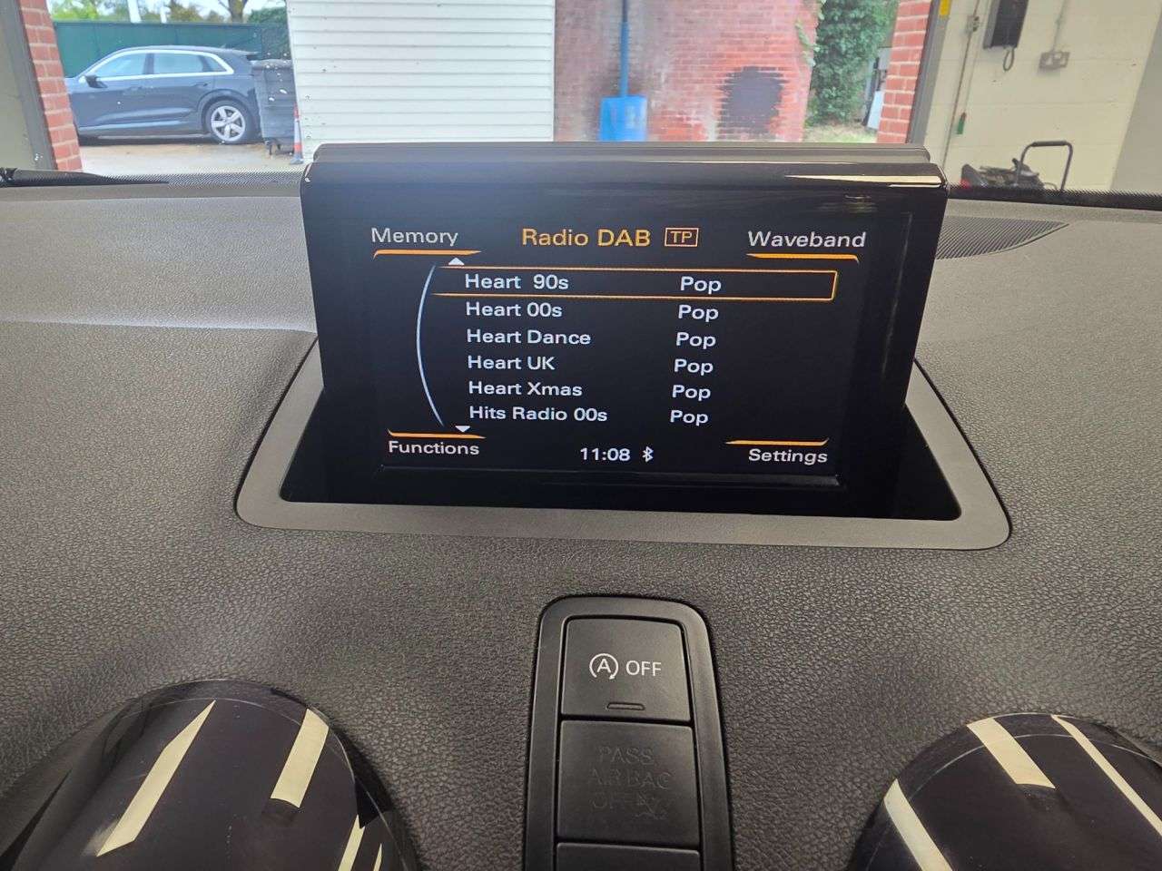 2017 AUDI A1 2017 AUDI A1