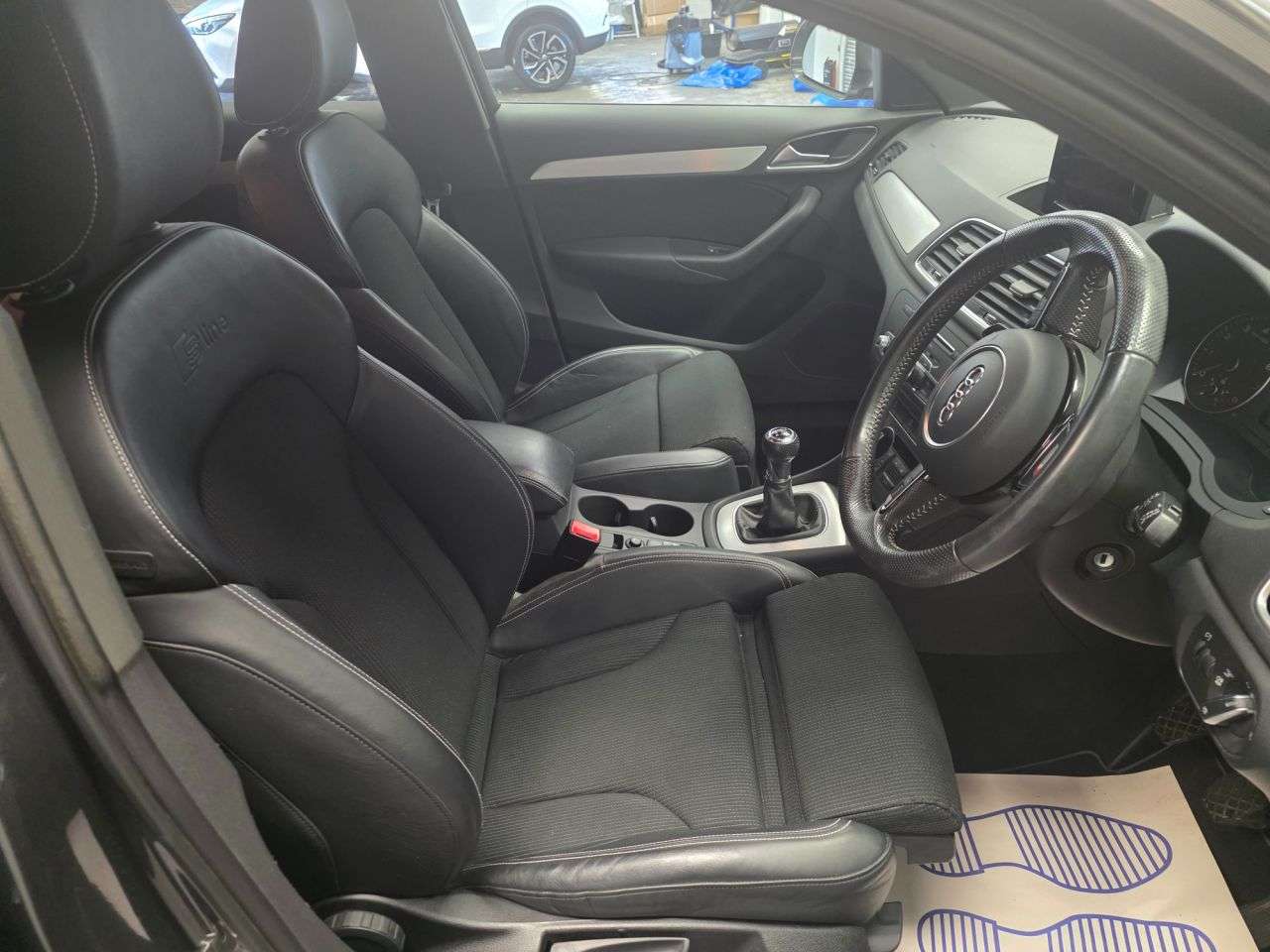 2017 AUDI Q3 2017 AUDI Q3