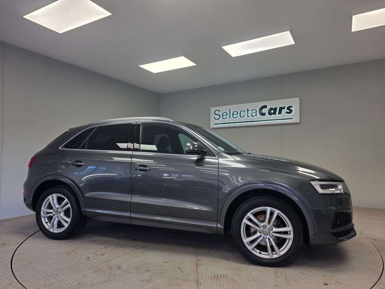 2017 AUDI Q3 2017 AUDI Q3