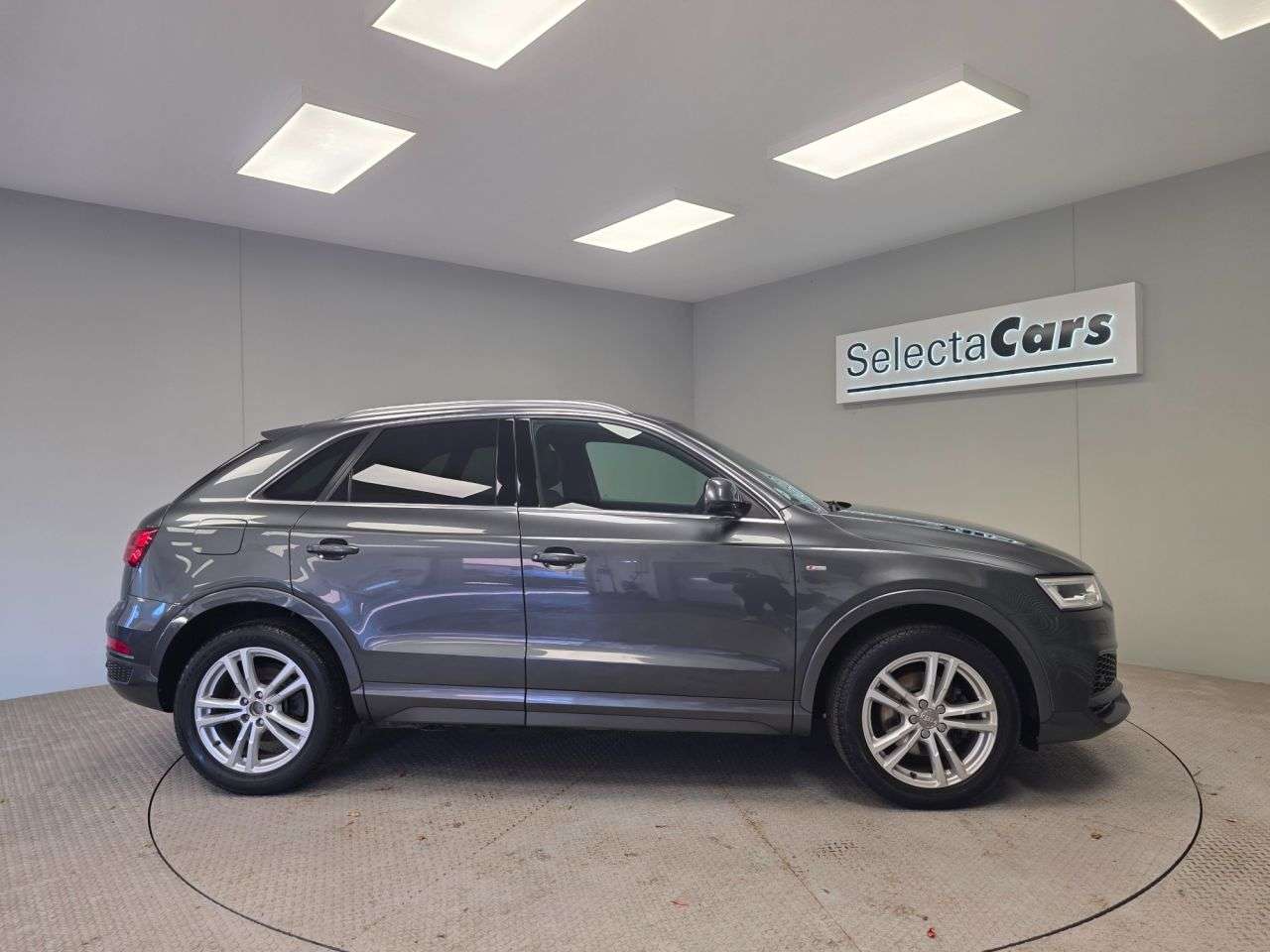 2017 AUDI Q3 2017 AUDI Q3