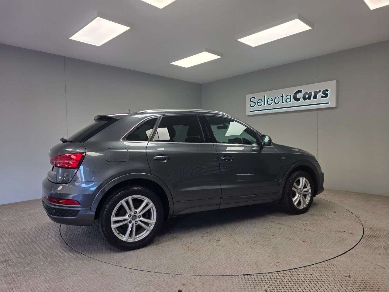 2017 AUDI Q3 2017 AUDI Q3
