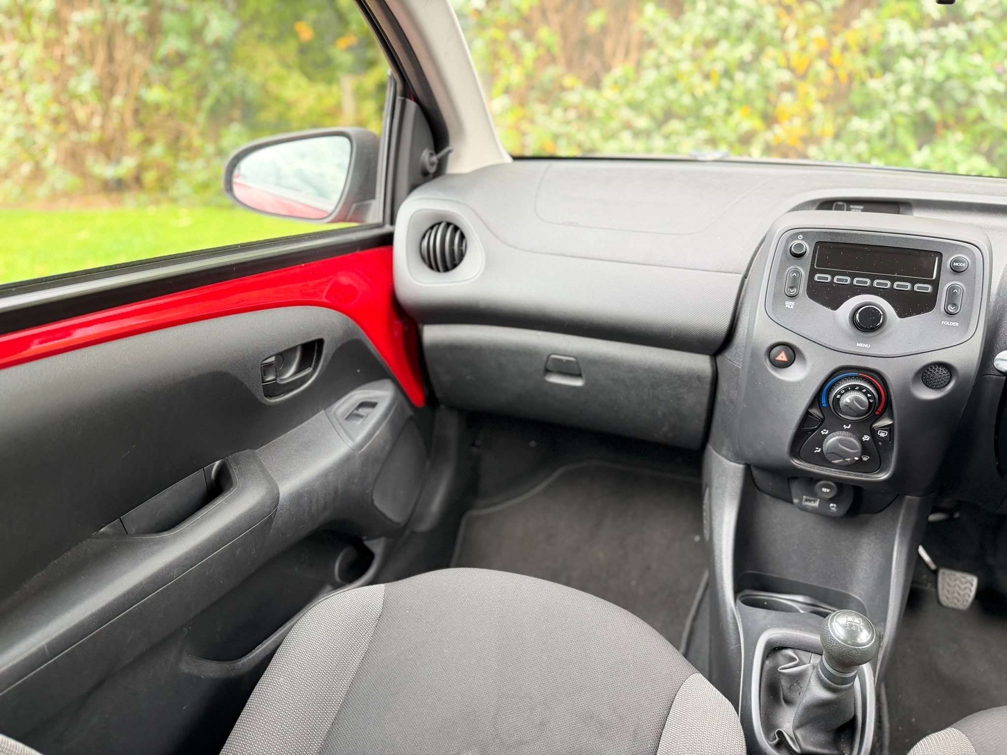 2017 TOYOTA AYGO 2017 TOYOTA AYGO