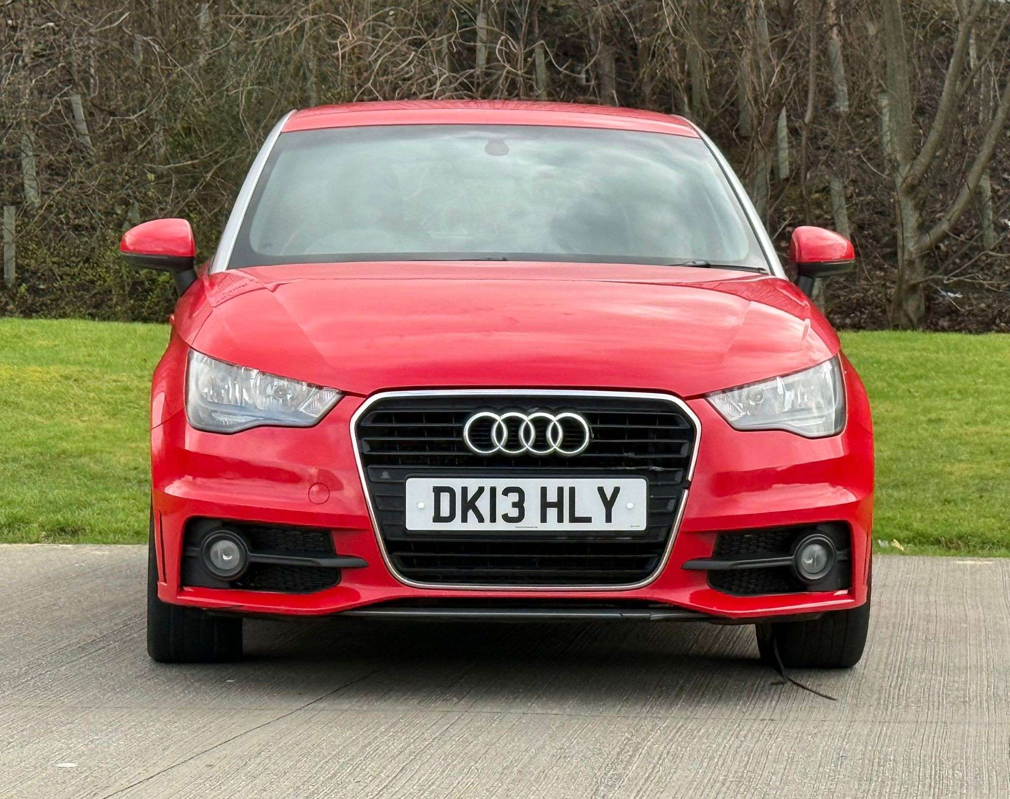 A 2013 AUDI A1 1.6 TDI S line Hatchback 3dr Diesel Manual Euro 5 (s/s) (105 ps) A 2013 AUDI A1 1.6 TDI S line Hatchback 3dr Diesel Manual Euro 5 (s/s) (105 ps)