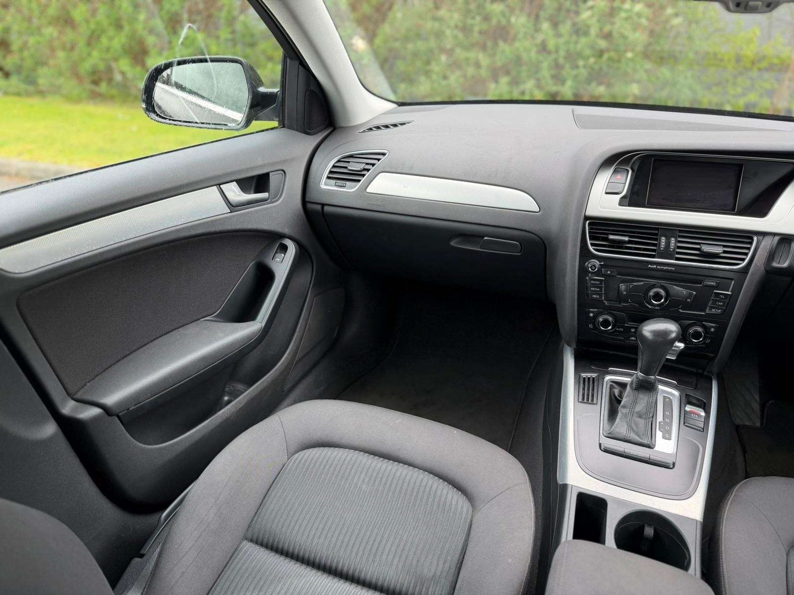 2010 AUDI A4 2010 AUDI A4