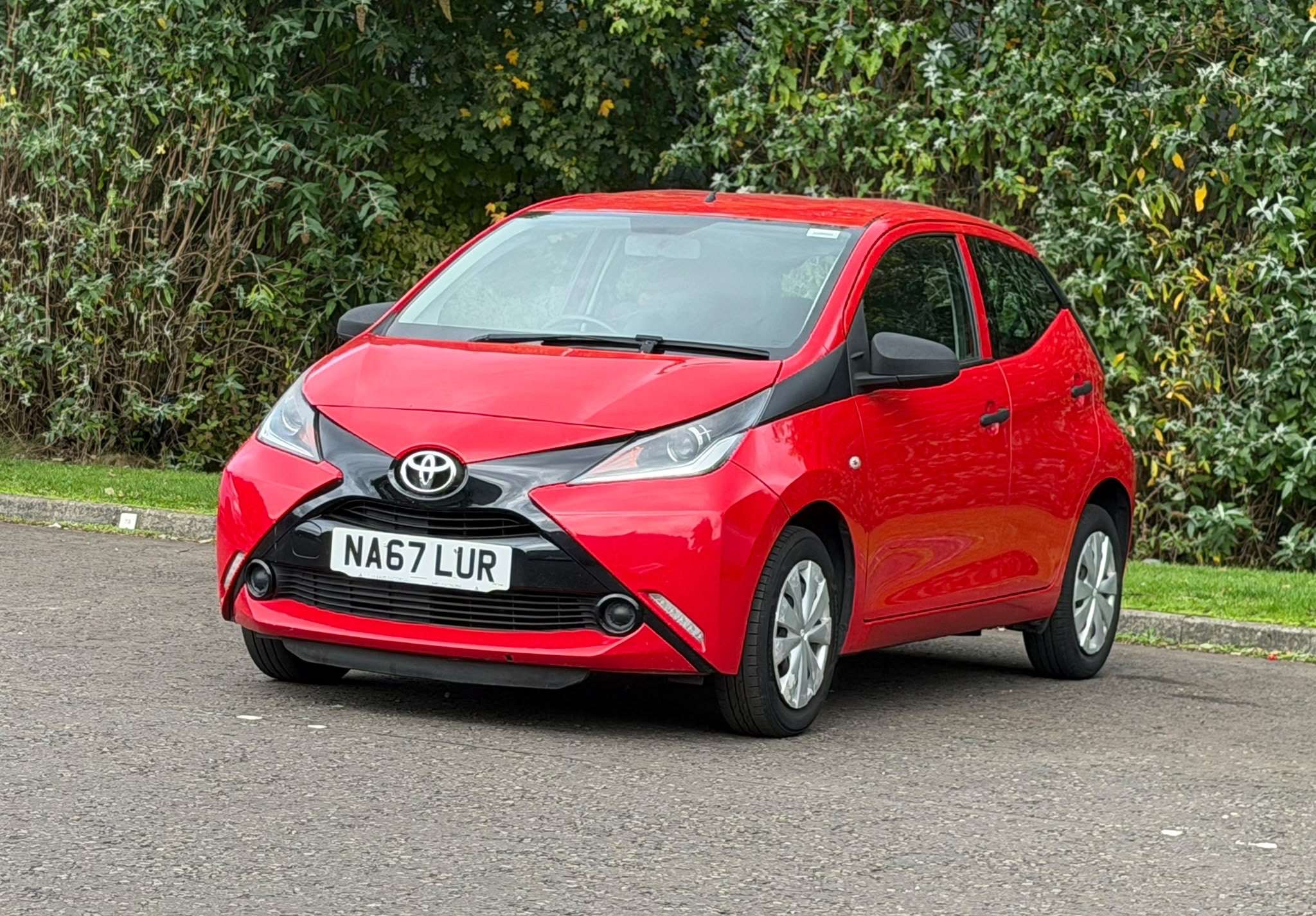A 2017 TOYOTA AYGO 1.0 VVT-i x Hatchback 5dr Petrol Manual Euro 6 (68 ps) A 2017 TOYOTA AYGO 1.0 VVT-i x Hatchback 5dr Petrol Manual Euro 6 (68 ps)
