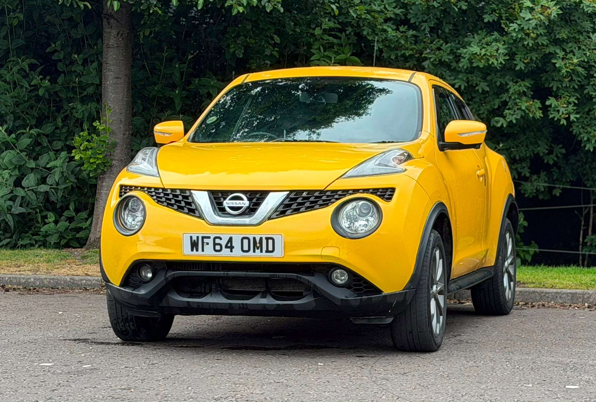 A 2014 NISSAN JUKE 1.5 dCi 8v Tekna SUV 5dr Diesel Manual Euro 5 (s/s) (110 ps) A 2014 NISSAN JUKE 1.5 dCi 8v Tekna SUV 5dr Diesel Manual Euro 5 (s/s) (110 ps)